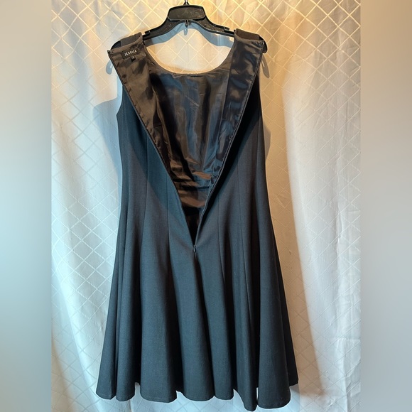 Grey Sleeveless Flared Jessica Dress - Picture 9 of 10